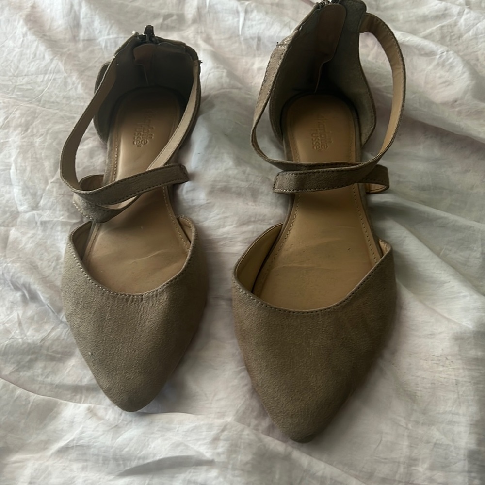 Charlotte Russe Tan Flats